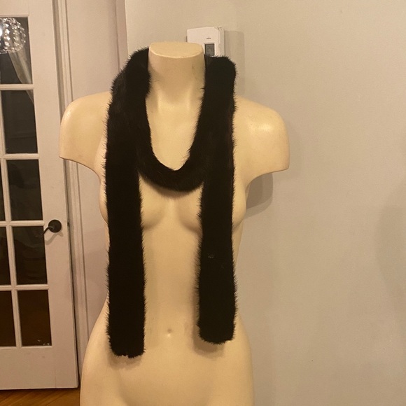 Vintage mink long Thin fur scarf - Picture 3 of 8